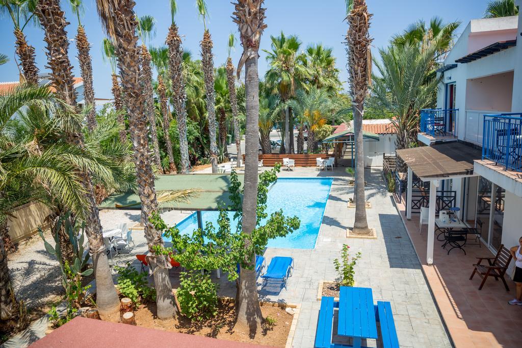 Periyiali Apartments Polis Kültér fotó